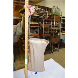 Cloth Clothes Pin Bag, Hander Over 80 Pins