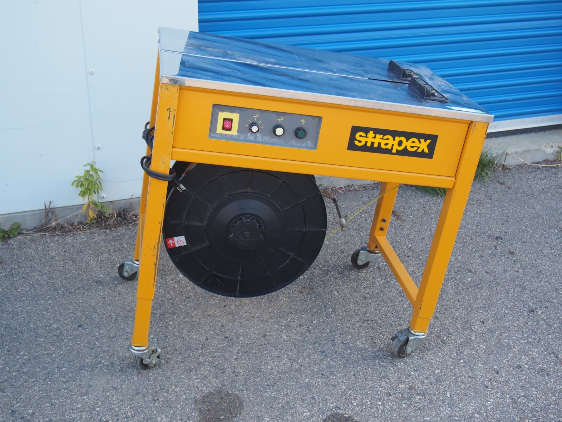 Strapex Plastic Strap Machine Model E5-102A 35 by 22.5