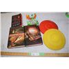 Image 1 : Books and Frisbee