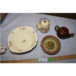 Meakin Bowl and Pottery Tea Pots