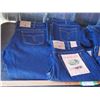 Image 2 : 5 Unused 36 by 30 GWG Jeans