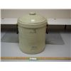 Image 1 : Medalta 5 Gal Stoneware Crock with Lid (Lid has Chip)