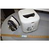 Image 1 : Deep Fryer and Iron