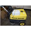 Image 2 : John Deere 120 Power Washer
