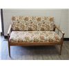 Image 1 : Vintage Couch 48" L