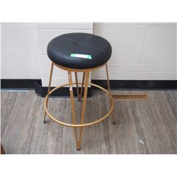 Stool 25" T