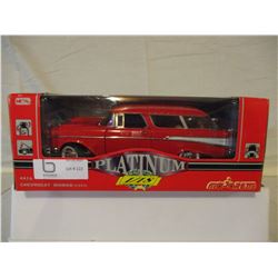 N.I.B Chevrolet 1957 Nomad 1/18 Scale