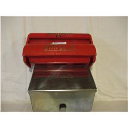 2 Paper Towel Dispensers