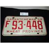 Image 1 : 2 1958 Saskatchewan Farm Truck License Plates