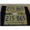 Image 2 : 2 Pairs of 1976 Saskatchewan License Plates