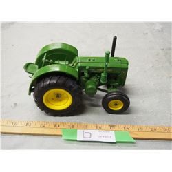 John Deere D Toy Tractor 8" L