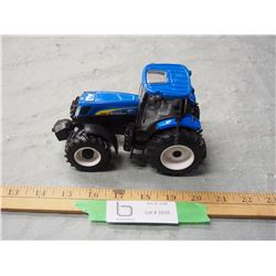 ERTL New Holland T7030 Toy Tractor 6.5" Long