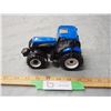 Image 1 : ERTL New Holland T7030 Toy Tractor 6.5" Long