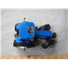 Image 3 : ERTL New Holland T7030 Toy Tractor 6.5" Long