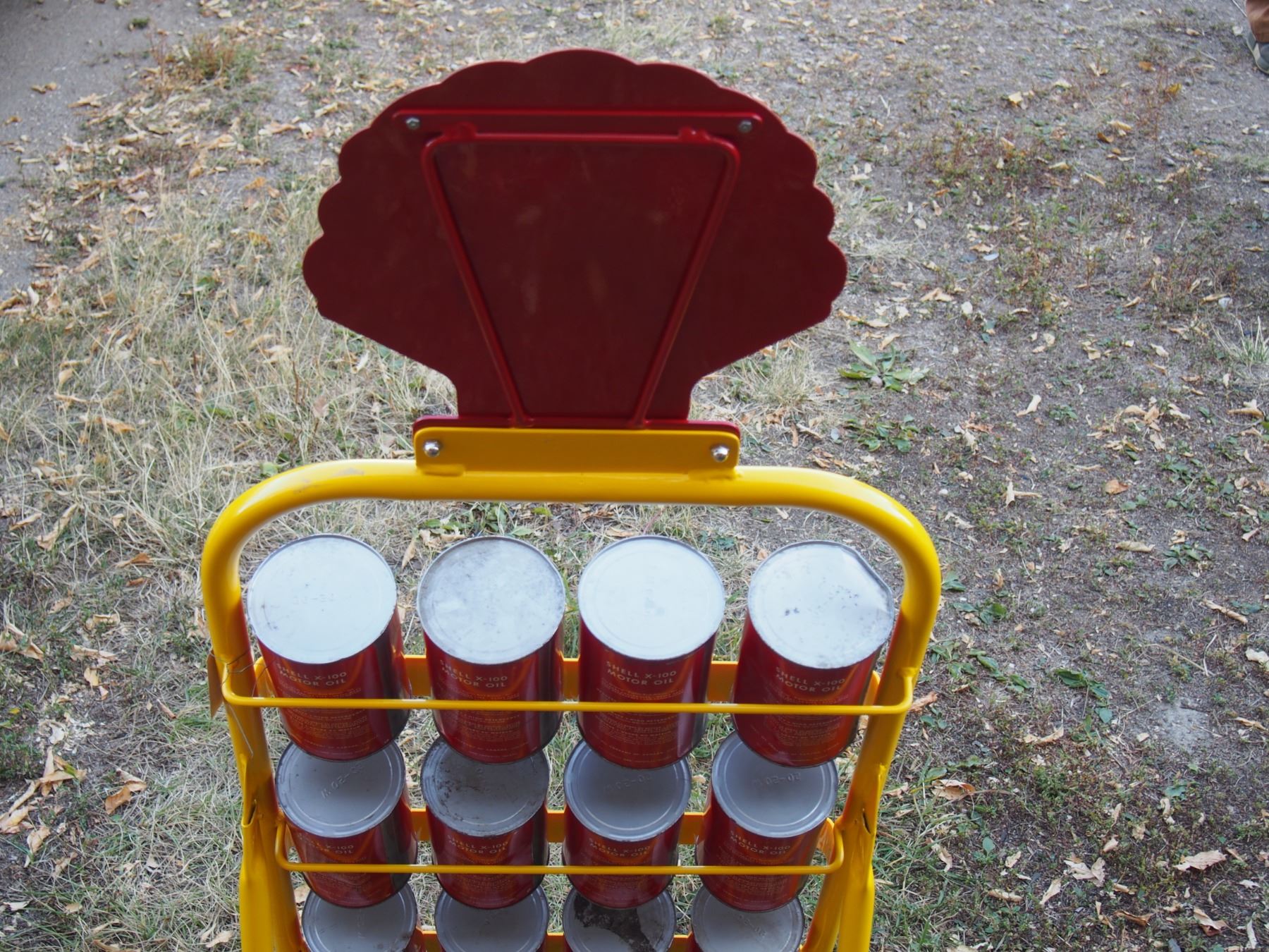 Shell Motor Oil Display Rack with 12 Full Shell Oil Cans 47