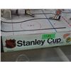 Image 4 : NHL Stanley Cup Hockey Game (Plastic Player) Coleco
