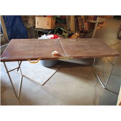2 Double Metal Folding Tables with Legs
