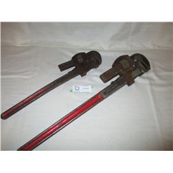 2 Pipe Wrenches