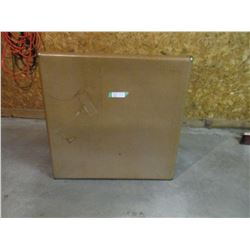 Card Table with Folding Legs