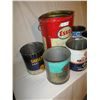 Image 2 : 6 Old Oil Cans
