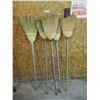 Image 1 : 5 Corn Brooms