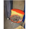 Image 2 : Round BBQ with Cover and Portable Closet