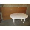Image 2 : White Plastic Table and 8 by 4" Peg Board