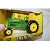 Image 2 : John Deere 1:16 Tractor
