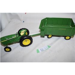 John Deere Tractor Trailer