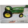 Image 2 : John Deere Tractor Trailer