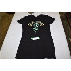 Junior Medium Tragically Hip T-Shirt