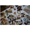 Image 7 : Lot of Costume Jewelry