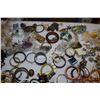 Image 6 : Lot of Costume Jewelry 3