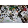 Image 2 : Lot of Costume Jewelry 4