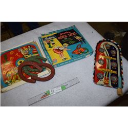 Auburn Litho Tin Horse Shoe Game and Pinball