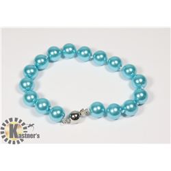 #132-SEA SHELL PEARL BRACELET 10mm/ 8"