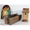 Image 1 : LOT OF OUTDOOR WOODEN GARDEN DECOR; DUCK