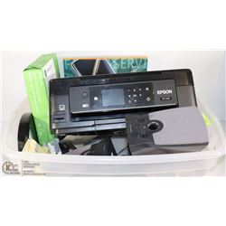 FLAT WITH PRINTER, DESK LAMP, SPEAKERS OFFICE ACCESS