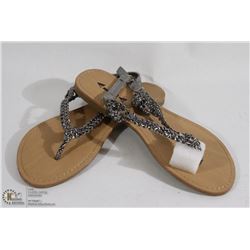 SILVER FLATS, SIZE - 6