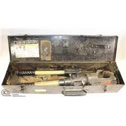 BURNDY HIGH PRESS COMES WITH CASE