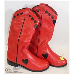 LADIES RED COWBOY BOOTS W/ BLACK HEARTS; SIZE 5