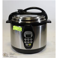 BRAVETTI DIGITAL PRESSURE COOKER