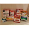 Image 1 : FLAT OF ASSORTED FIRST AID ITEMS