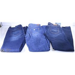 3 NEW PAIR OF BOOTLEGGER SKINNY JEANS SIZE 28
