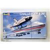 Image 1 : REVELL SPACE SHUTTLE CHALLENGER