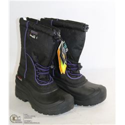 ICE FIELDS WINTER BOOTS SIZE 7 LADIES