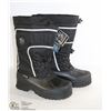 Image 1 : ICE FIELDS WINTER BOOTS SIZE 8