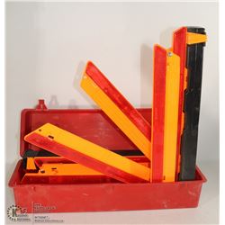 EMERGENCY WARNING TRIANGLE FLARE KIT