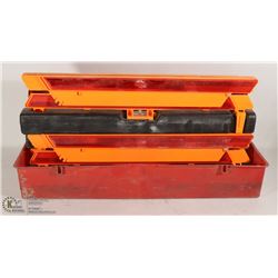 EMERGENCY WARNING TRIANGLE FLARE KIT