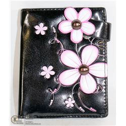 BRAND NEW LADIES SHAG WEAR WALLETS